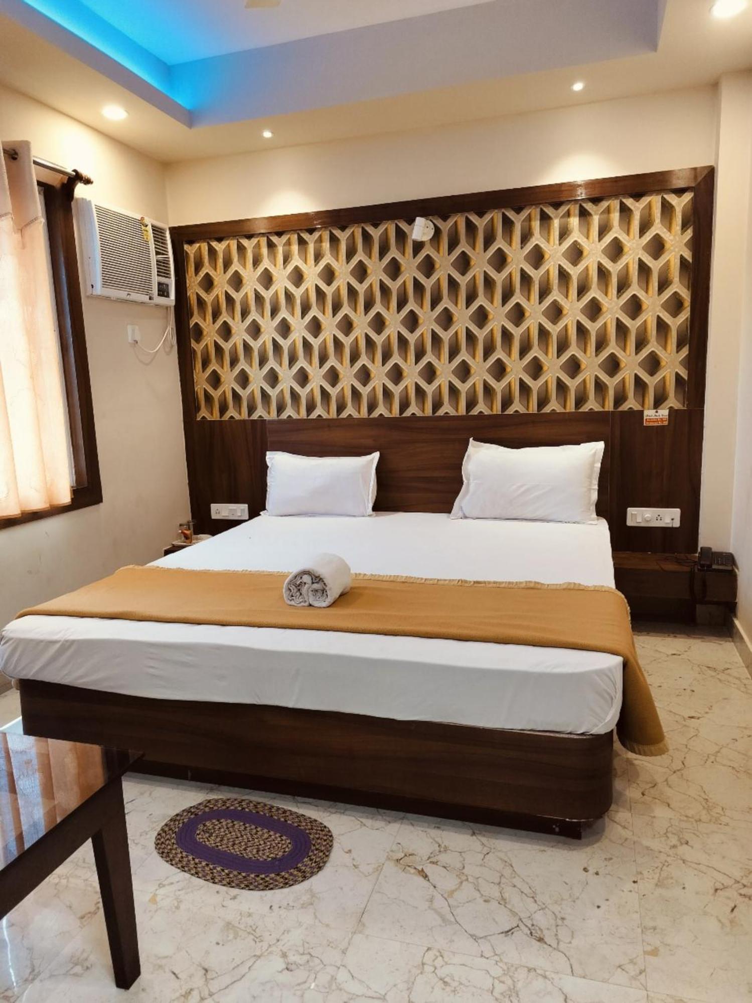 Hotel Park View - Lift Facilities- Near Sea Beach Best Choice Of Travellers By Morservices Puri Luaran gambar