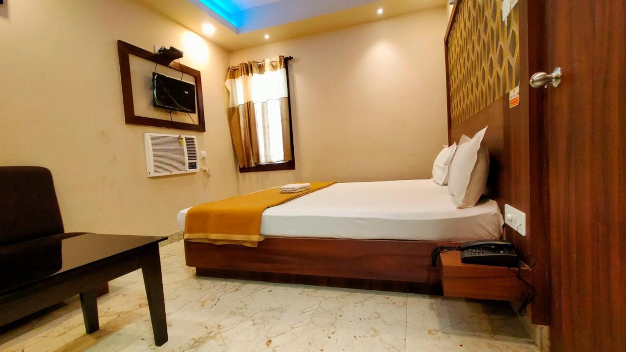 Hotel Park View - Lift Facilities- Near Sea Beach Best Choice Of Travellers By Morservices Puri Luaran gambar