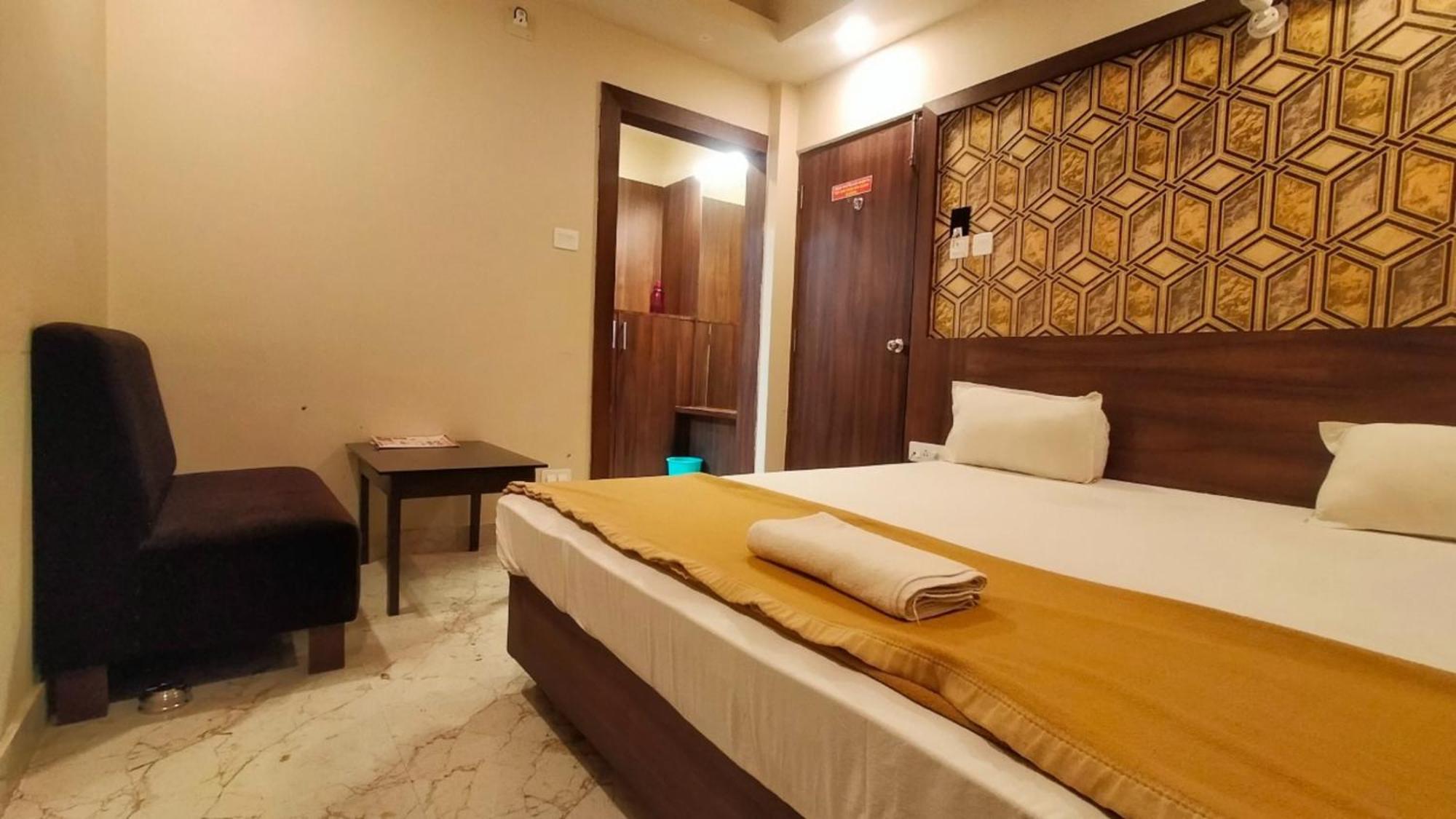 Hotel Park View - Lift Facilities- Near Sea Beach Best Choice Of Travellers By Morservices Puri Luaran gambar