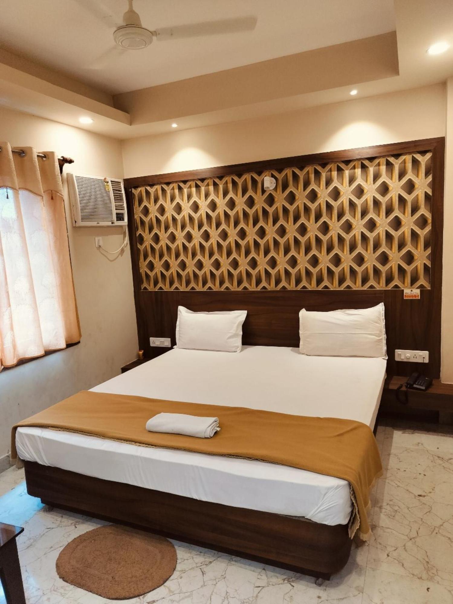 Hotel Park View - Lift Facilities- Near Sea Beach Best Choice Of Travellers By Morservices Puri Luaran gambar