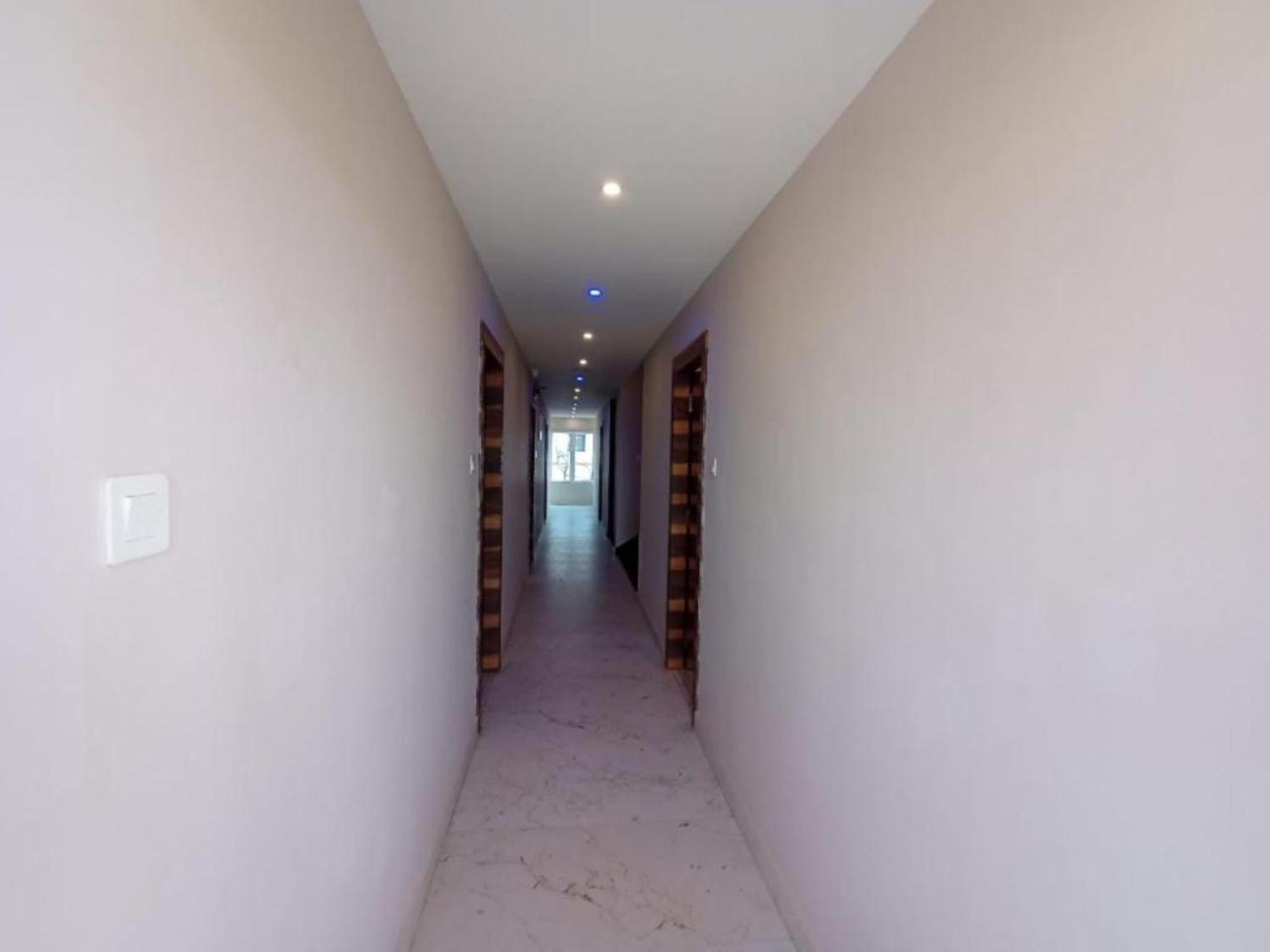 Hotel Park View - Lift Facilities- Near Sea Beach Best Choice Of Travellers By Morservices Puri Luaran gambar