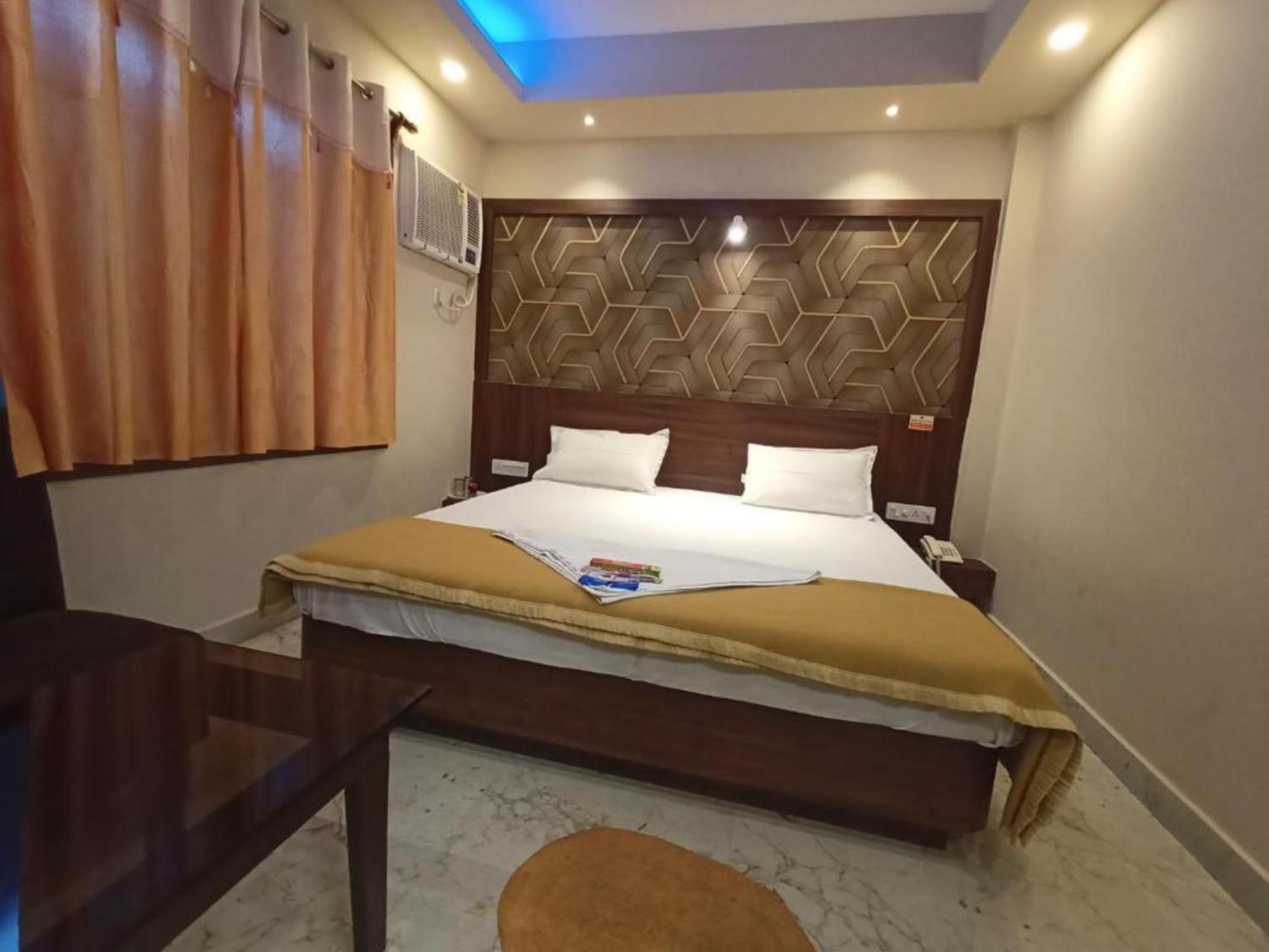 Hotel Park View - Lift Facilities- Near Sea Beach Best Choice Of Travellers By Morservices Puri Luaran gambar